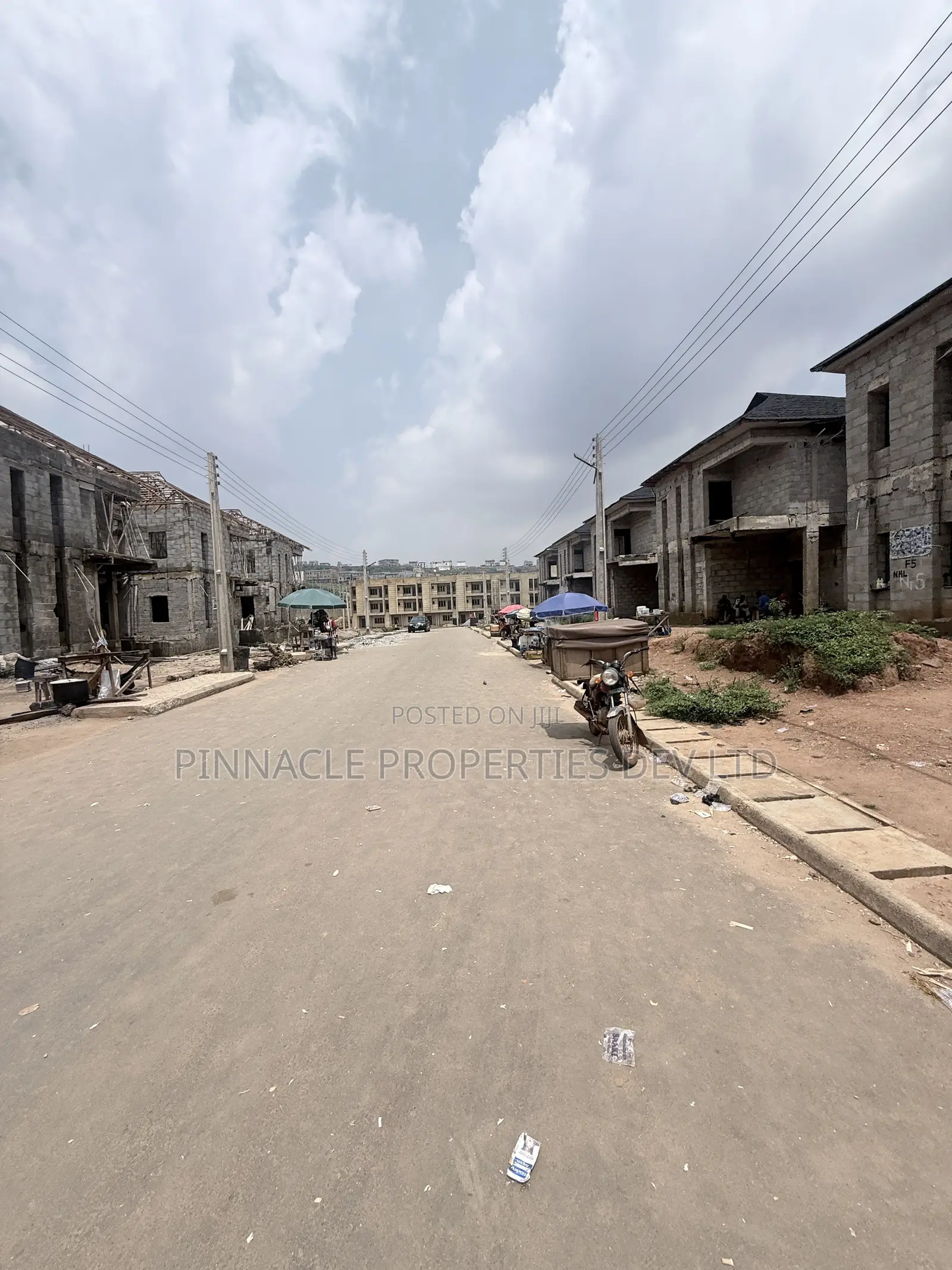 5bdrm Duplex in Admiralty Estate for sale in Asokoro