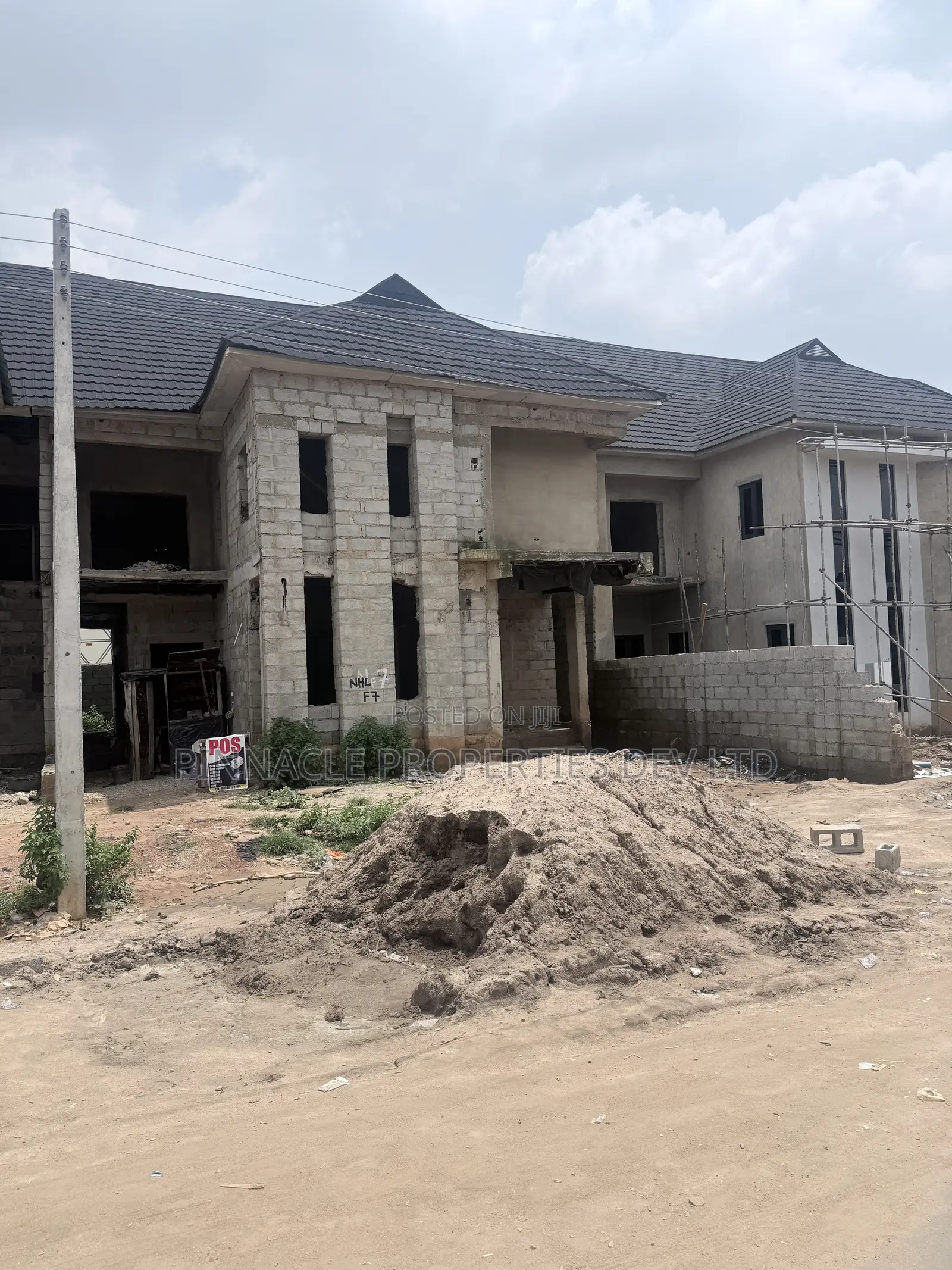 5bdrm Duplex in Admiralty Estate for sale in Asokoro