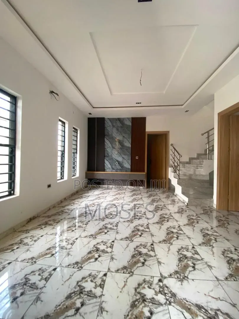 5bdrm Duplex in Inside An Access, Off Lekki-Epe Expressway for sale in Off Lekki-Epe Expressway