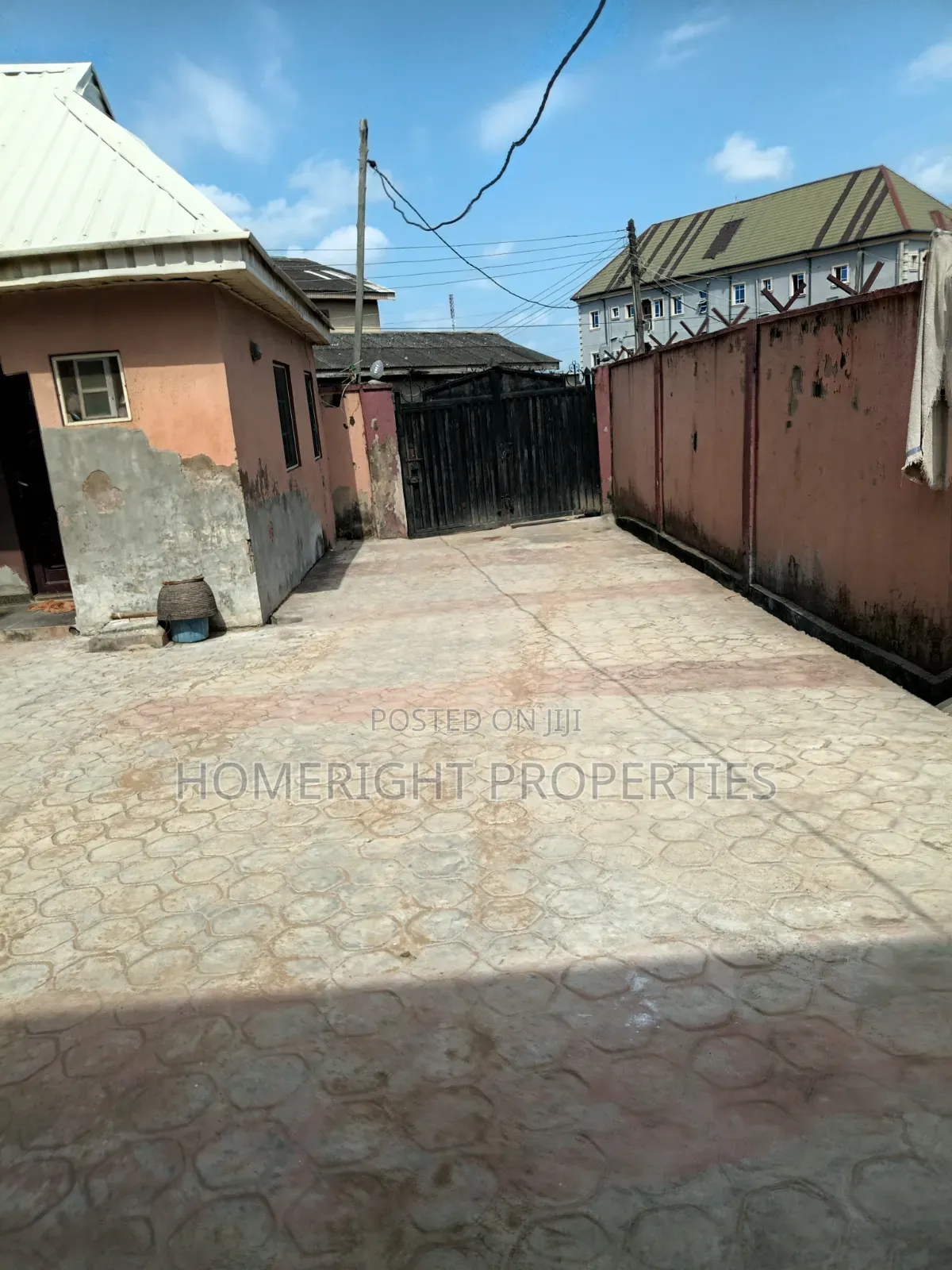 3bdrm Apartment in Ijegun for rent in Ijegun