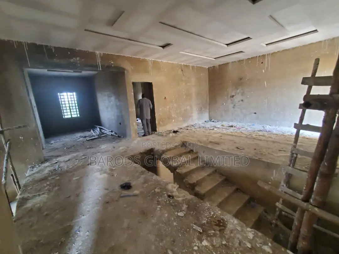 5bdrm Duplex in Osoba Hilltop Gra,, Abeokuta South for sale in Abeokuta South