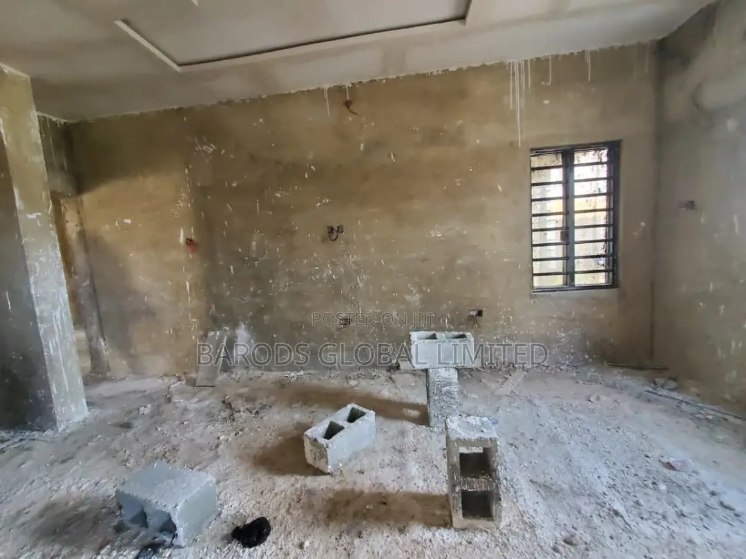 5bdrm Duplex in Osoba Hilltop Gra,, Abeokuta South for sale in Abeokuta South