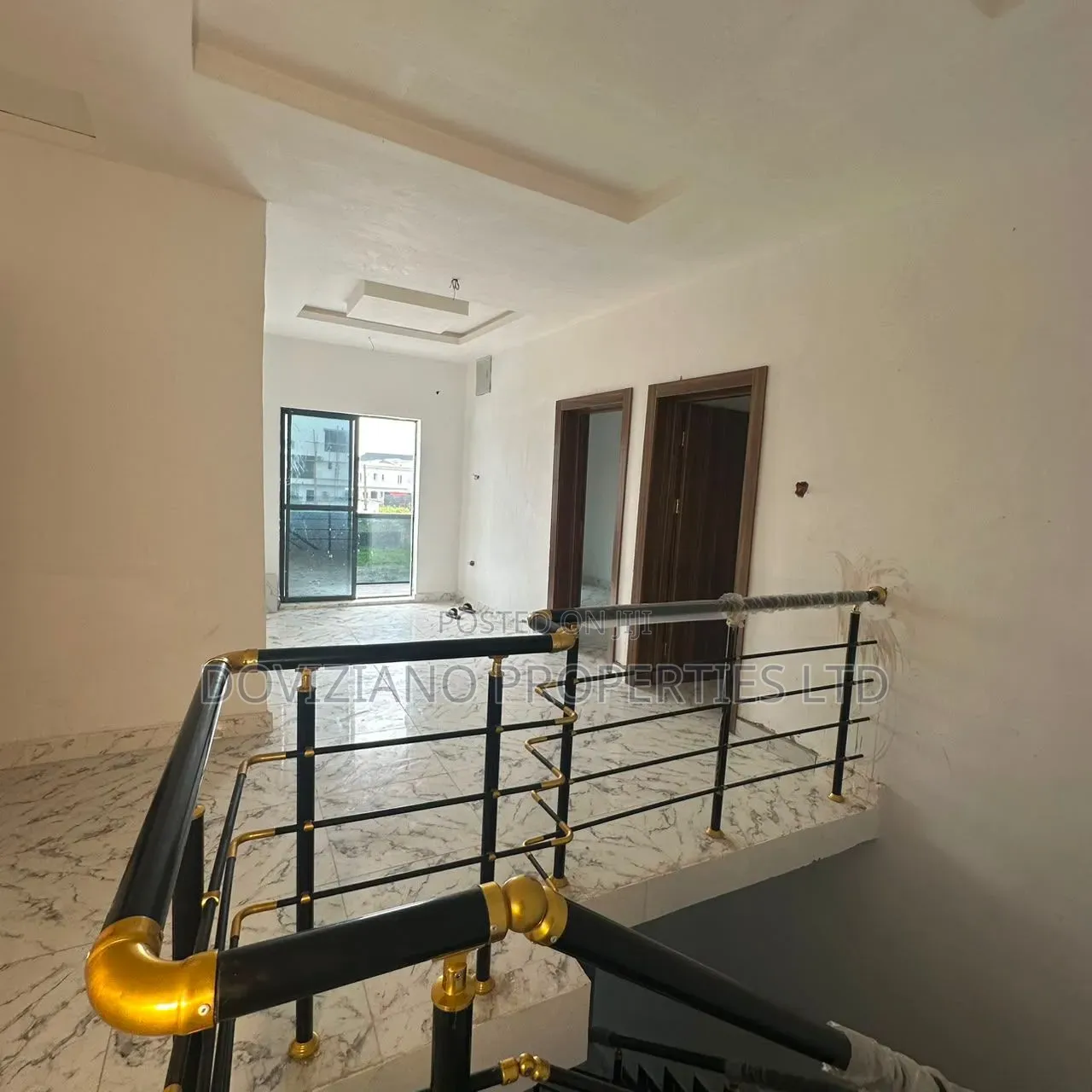 4bdrm Duplex in Ikota for sale in Ikota