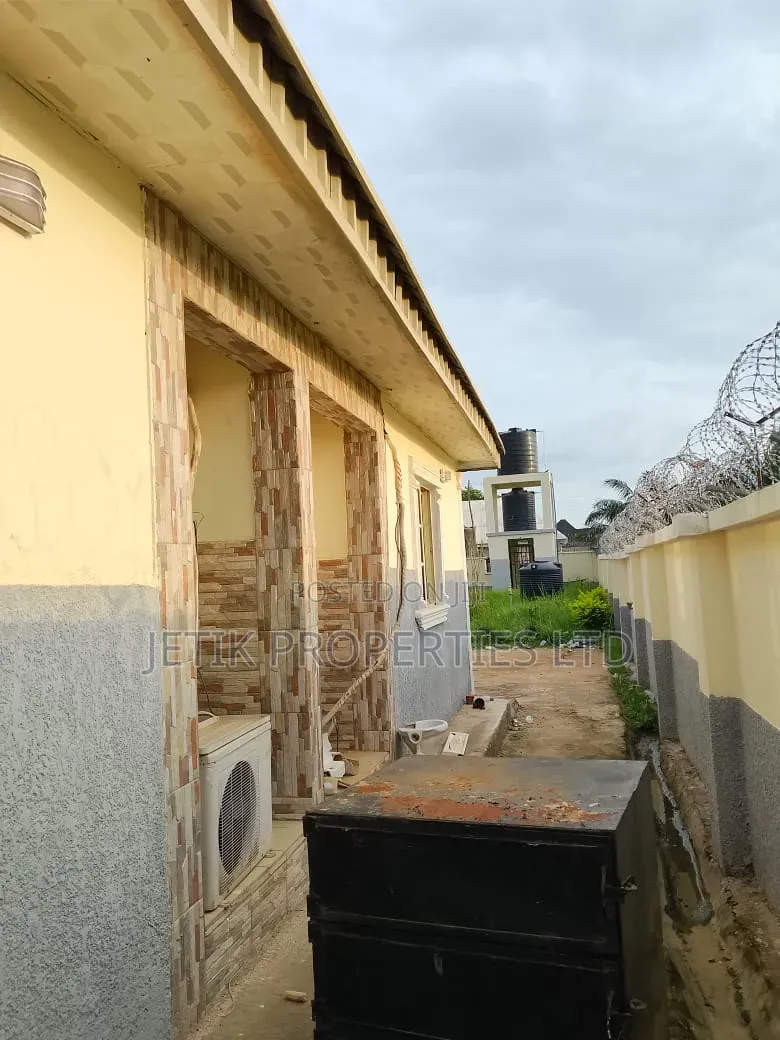 A Mini Estate for Sale in Makurdi in Makurdi