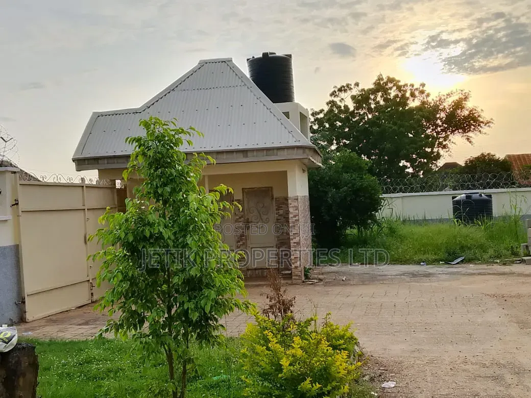 A Mini Estate for Sale in Makurdi in Makurdi
