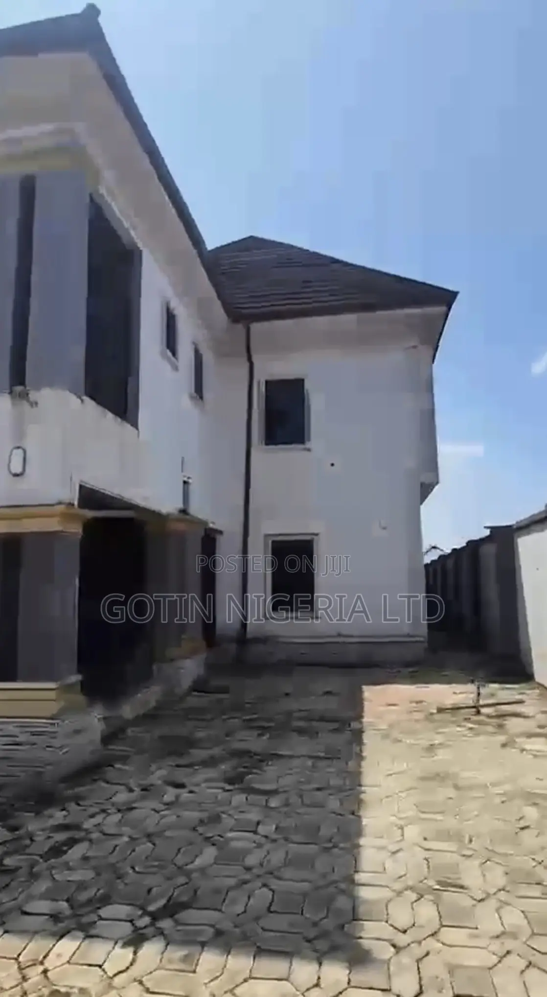3bdrm Block of Flats in Benin City for sale in Benin City
