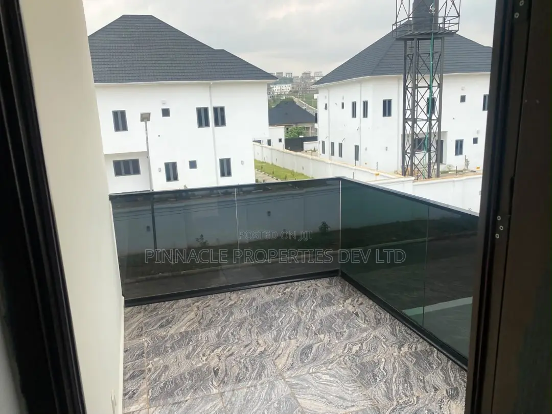 4bdrm Duplex in Admiralty Estate for sale in Asokoro