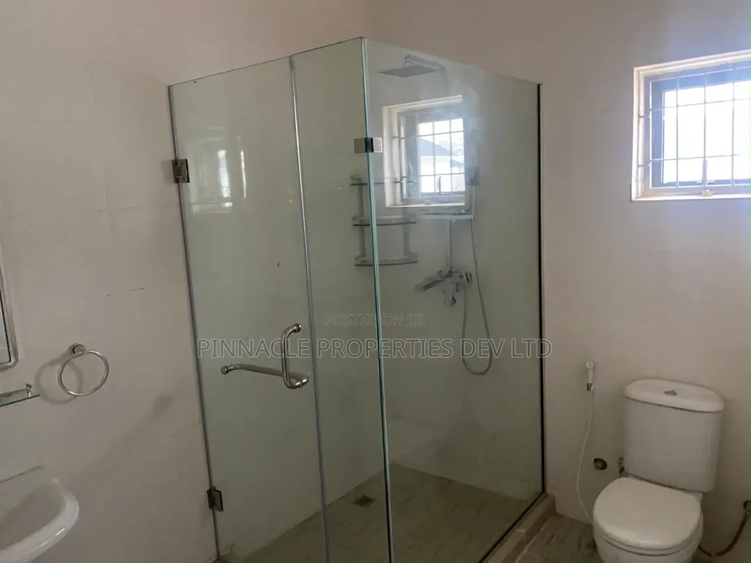 4bdrm Duplex in Admiralty Estate for sale in Asokoro