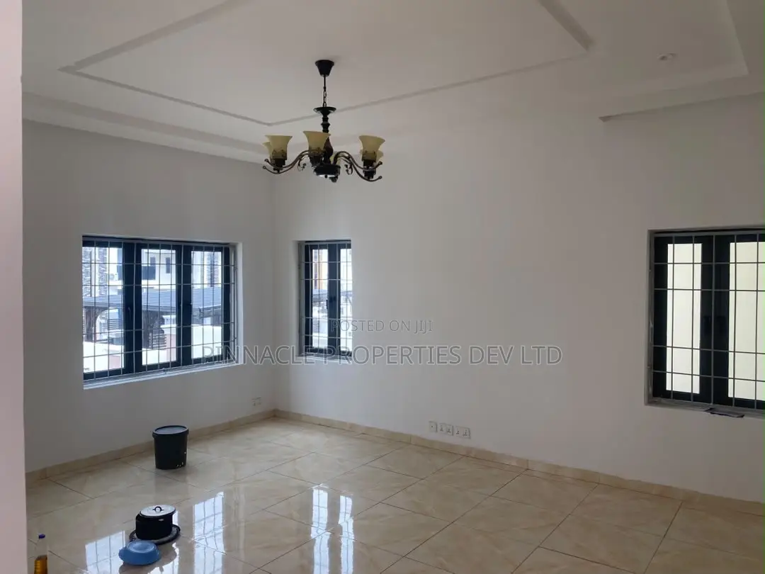 4bdrm Duplex in Admiralty Estate for sale in Asokoro