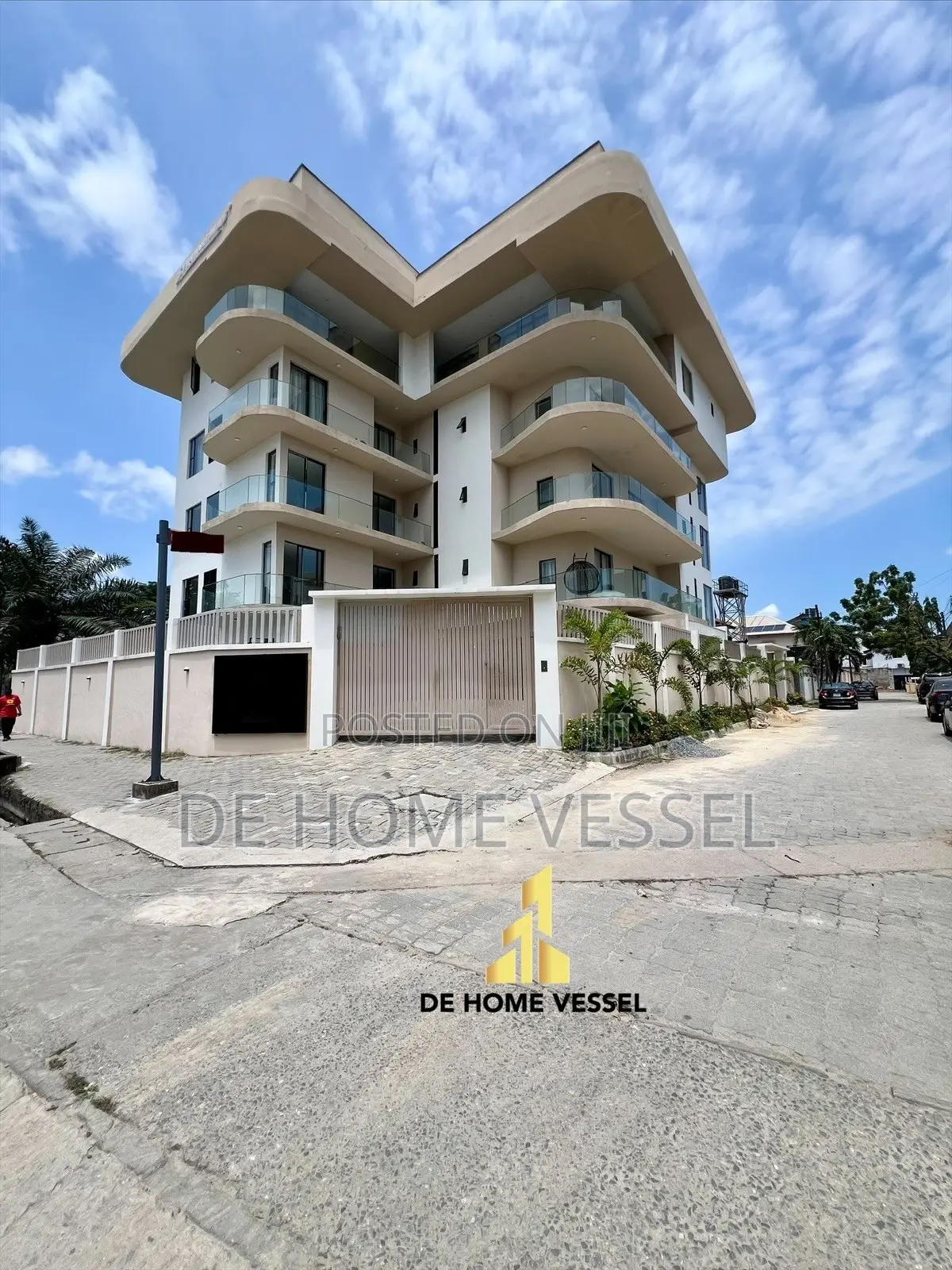 3bdrm Apartment in Lekki Phase 1 for sale in Lekki Phase 1