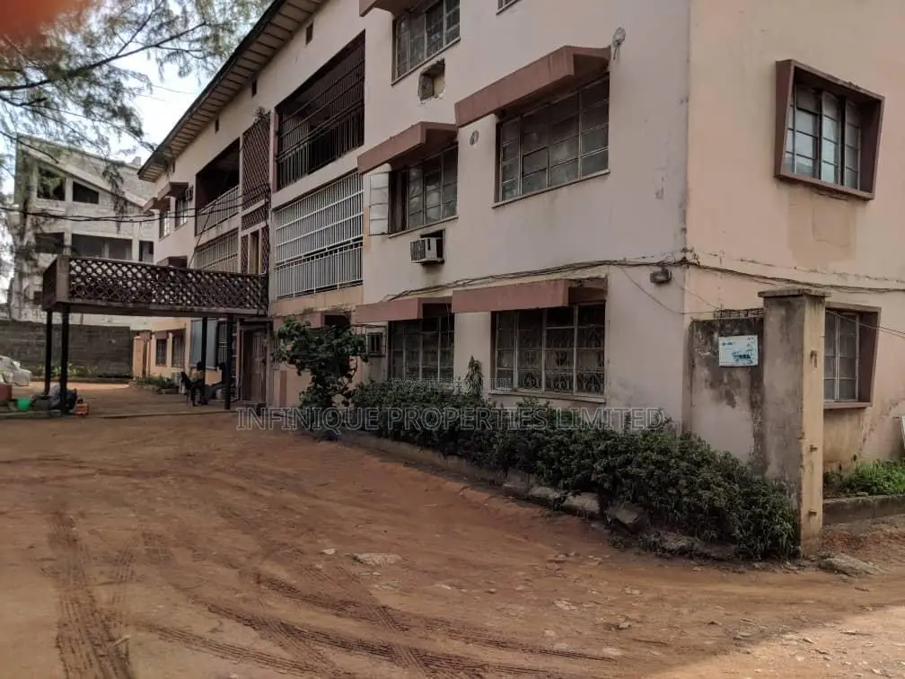 Land With Existing Structure in Palmgroove