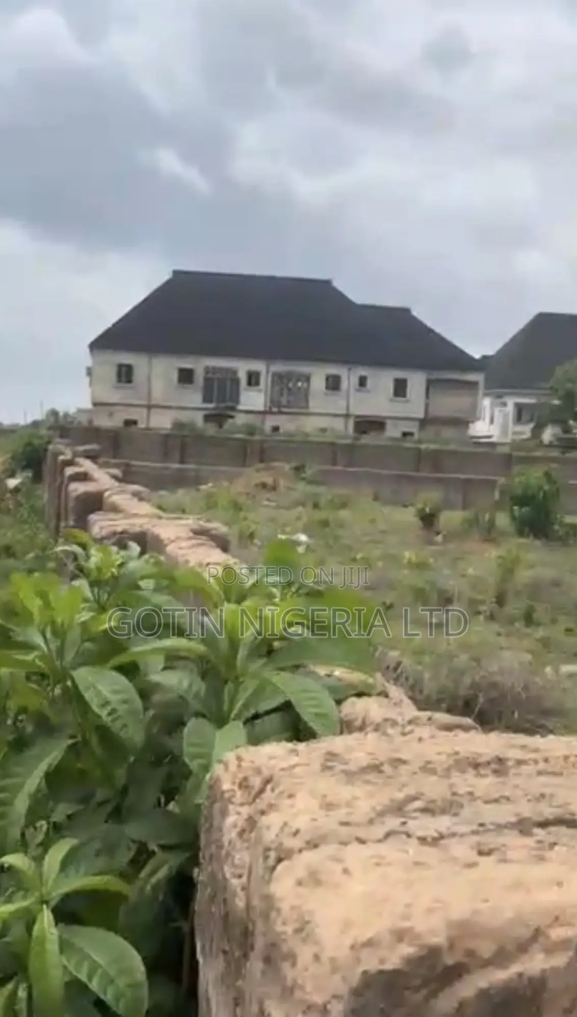 Fenced 100ft × 200ft Land for Sale – Aruogba, Airport Road in Benin City