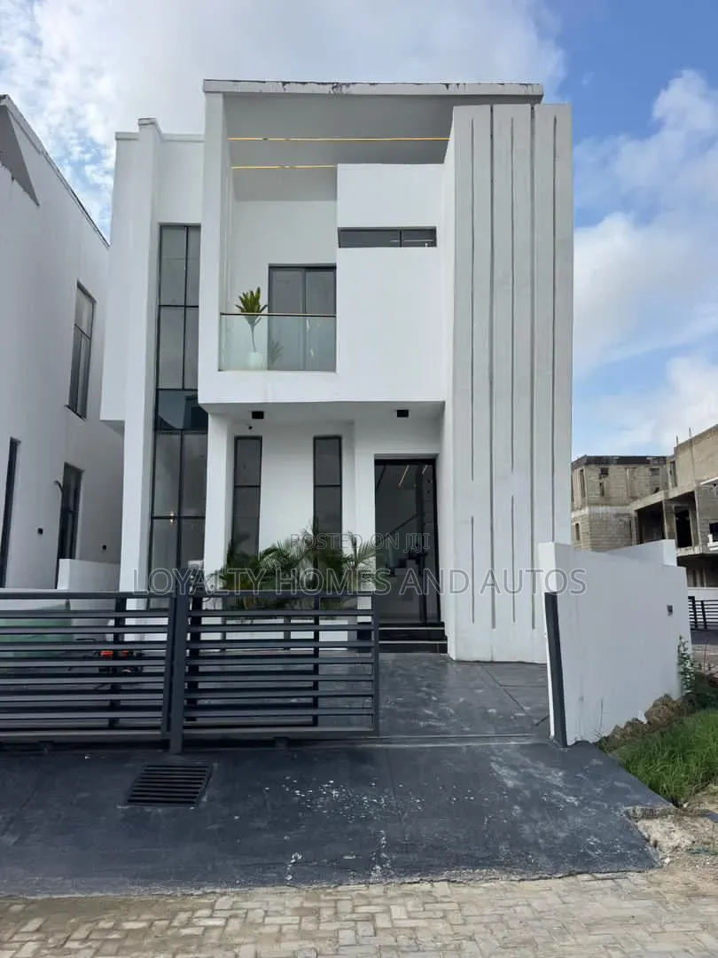 5bdrm House in Chevron for sale in Chevron