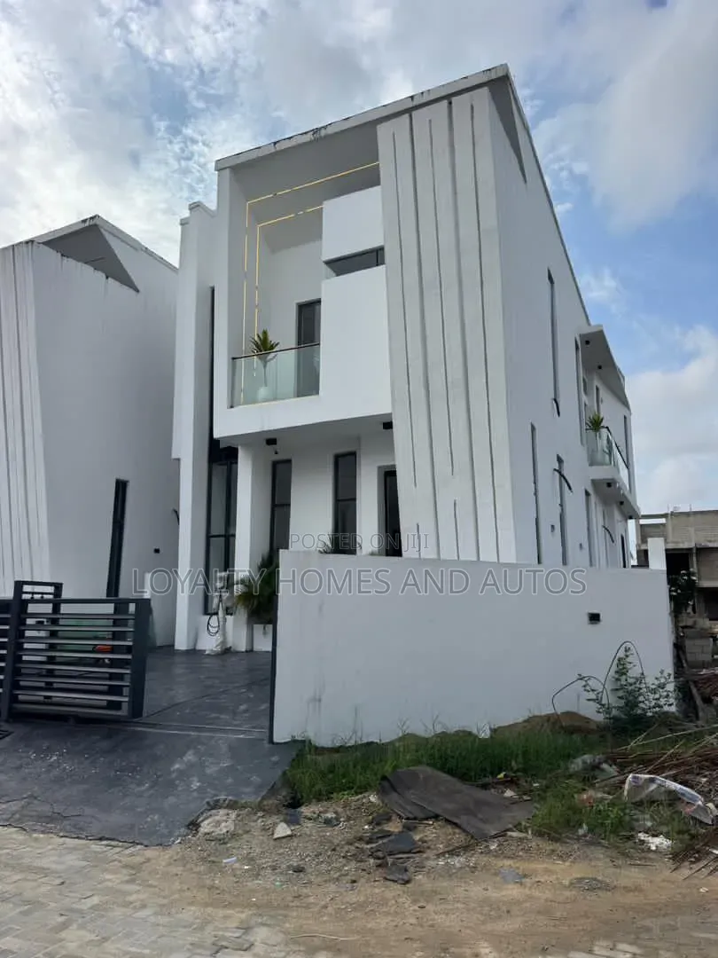5bdrm House in Chevron for sale in Chevron