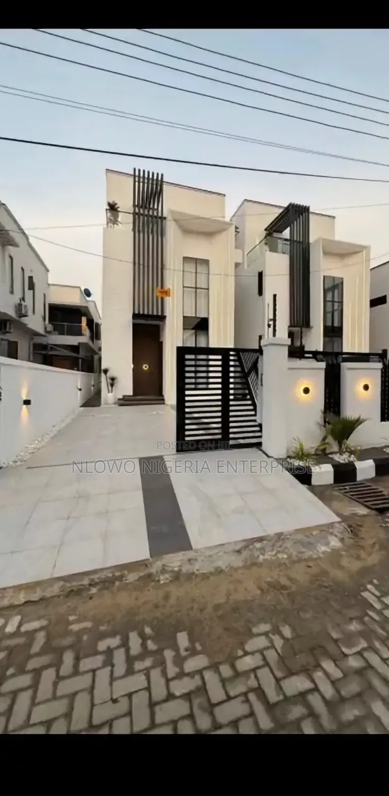 Furnished 5bdrm Duplex in Danfodil Estate, Lekki Phase 2 for sale in Lekki Phase 2