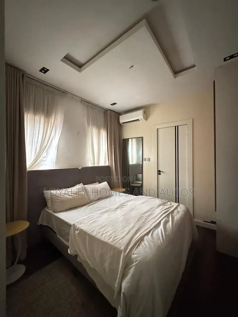 Furnished 2bdrm House in Chevron for rent in Chevron