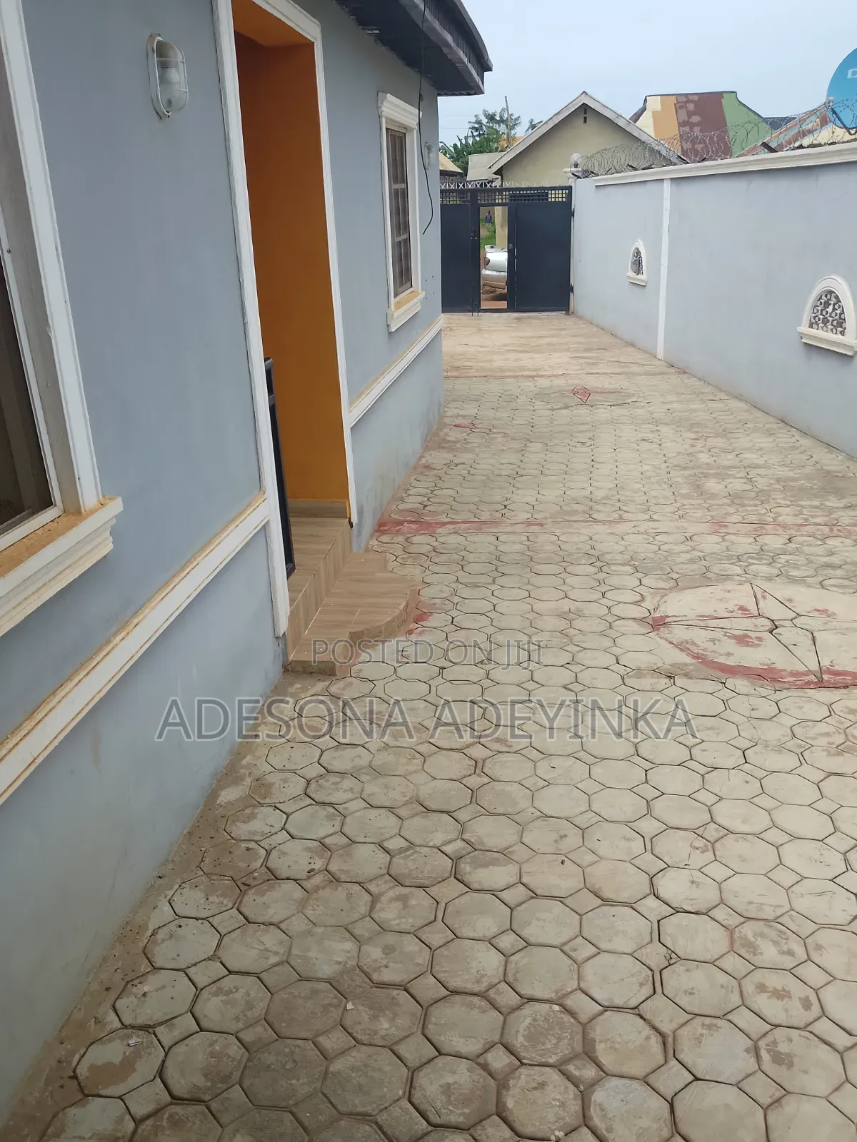 2bdrm Apartment in Iyalode Estate, Olorunda-Osun for rent in Olorunda-Osun