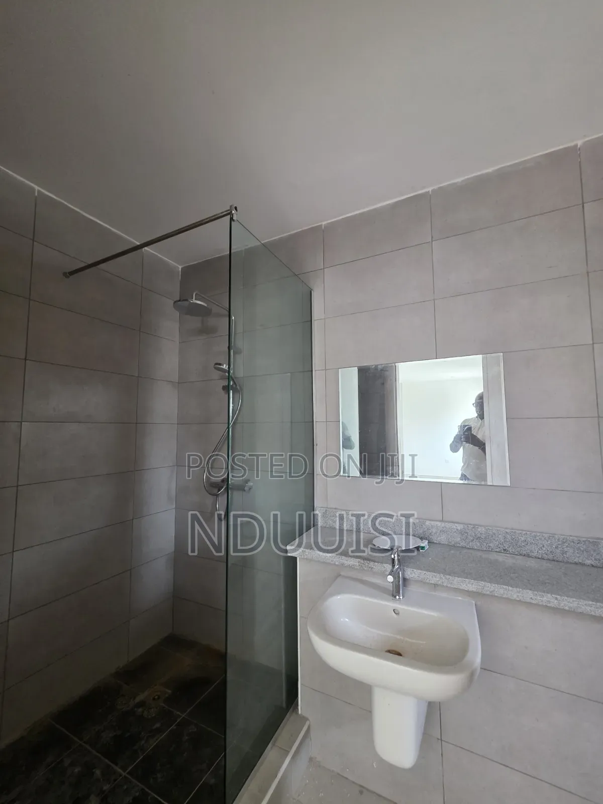 4bdrm Duplex in Beach Resort Estate, Osapa london for rent in Osapa london