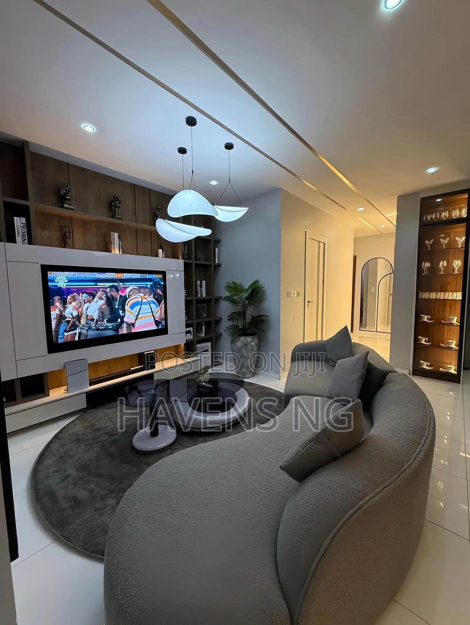 Luxury 2-Bedroom Apartment in Ikate