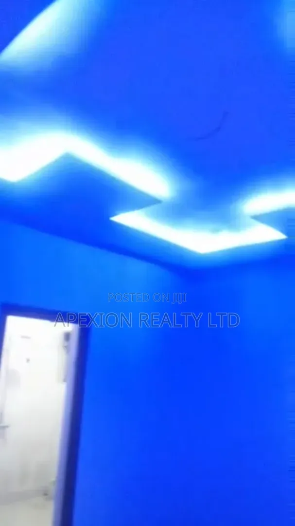 2bdrm Apartment in Lord Chosen Estate, East West Road for rent in East West Road