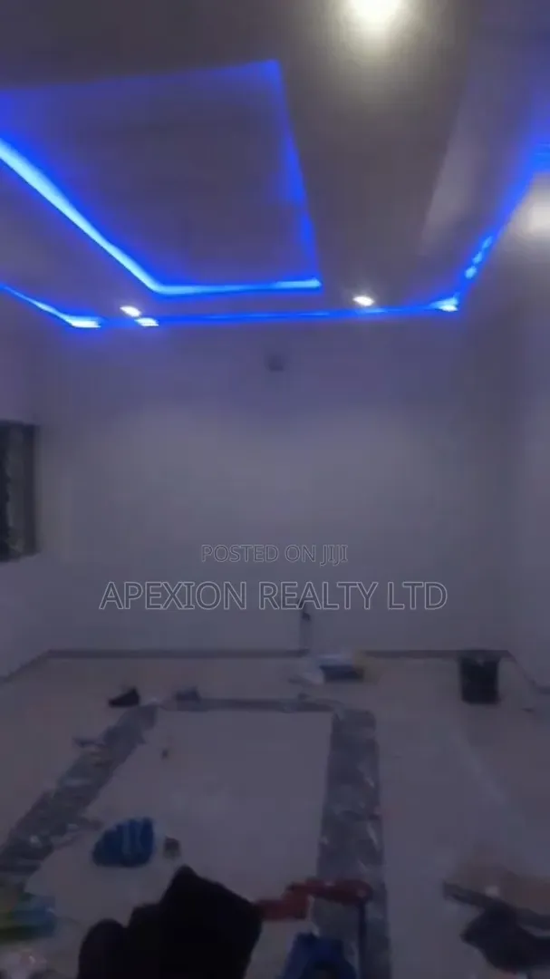 2bdrm Apartment in Lord Chosen Estate, East West Road for rent in East West Road