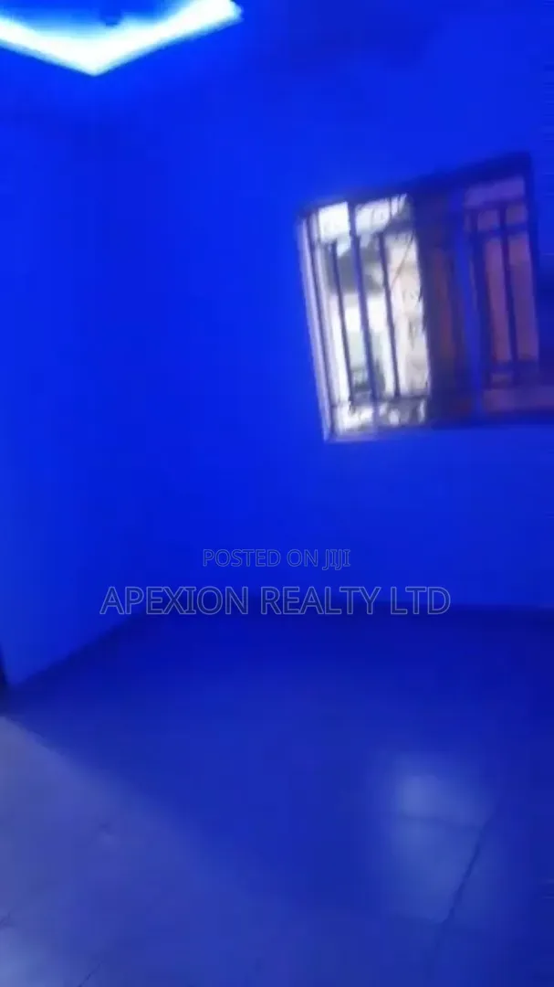 2bdrm Apartment in Lord Chosen Estate, East West Road for rent in East West Road