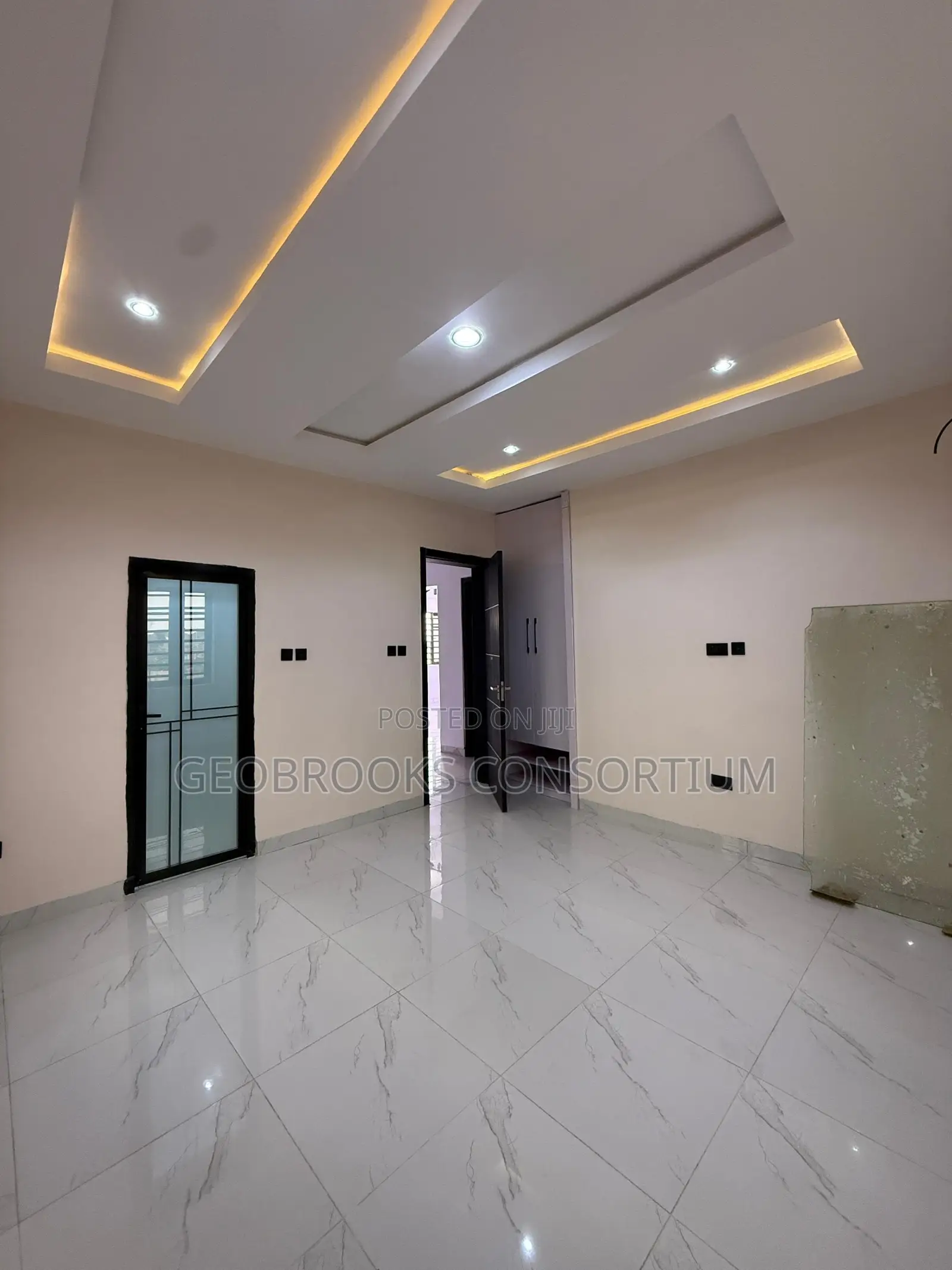 3bdrm Apartment in Alao Akala Way, Akobo for rent in Akobo