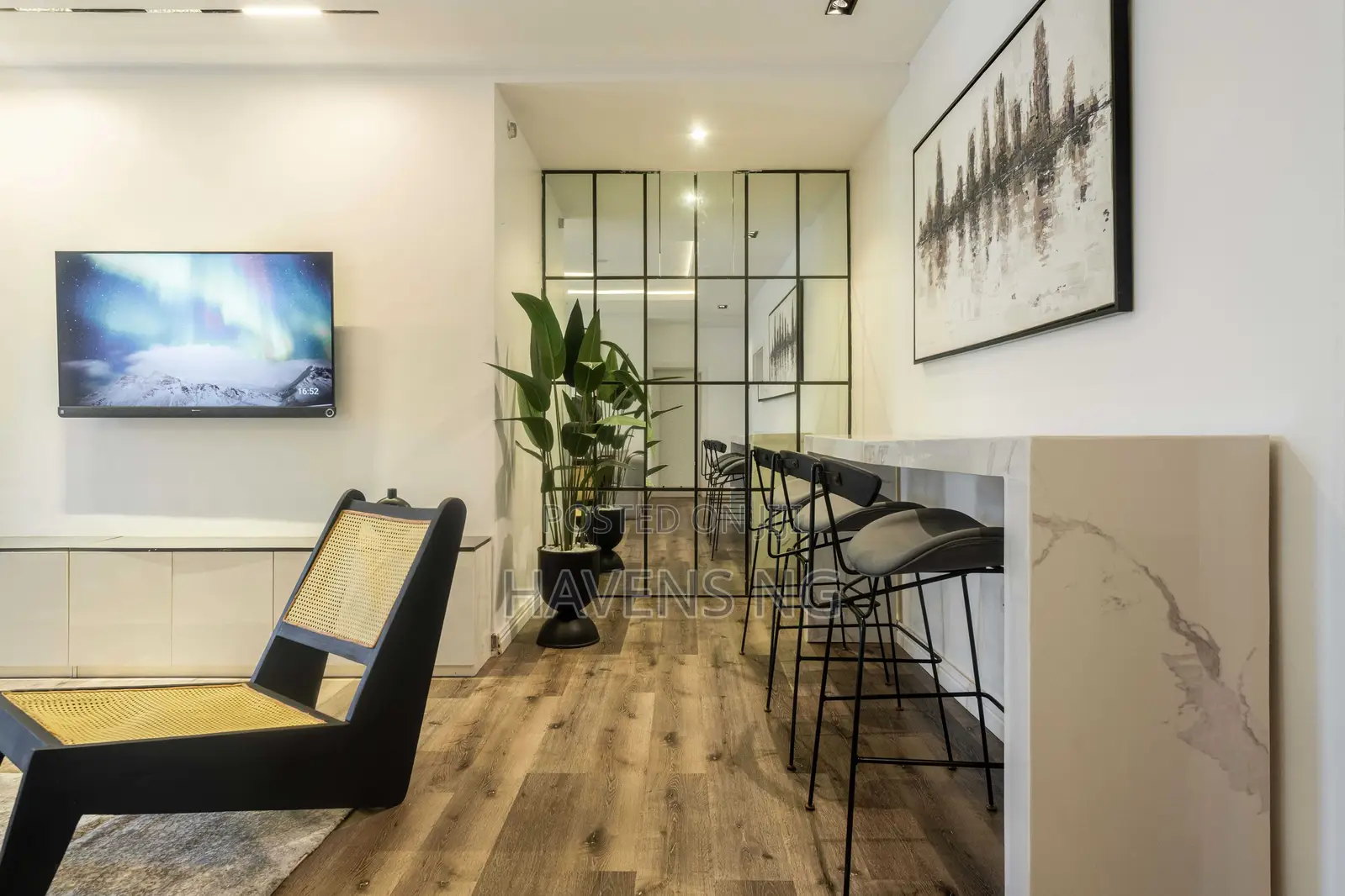 Cozy 2-Bedroom Apartment – Lekki Phase 1 in Lekki Phase 1