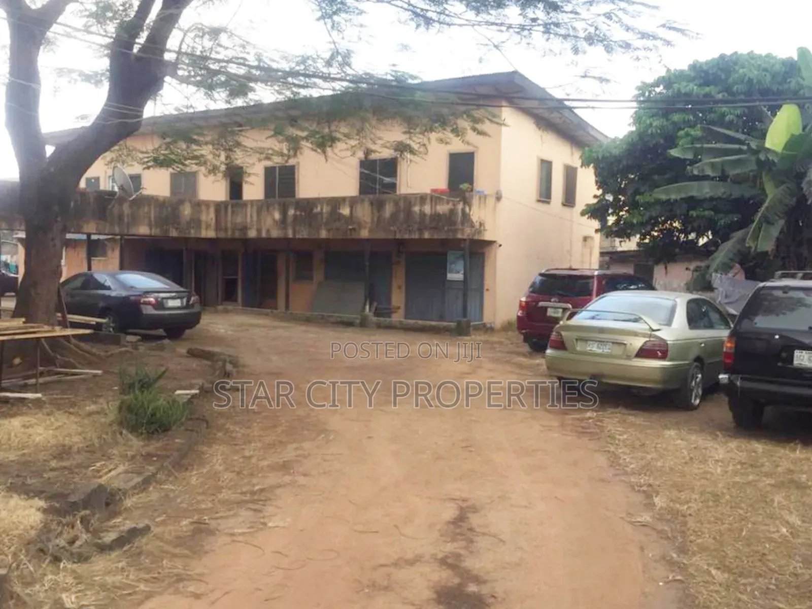 A Cornerpiece 2400sqms Land Directly on Ikorodu Road Palmgrove in Agric