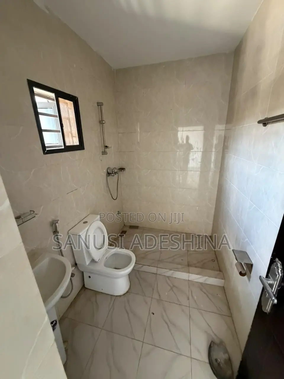 4bdrm Townhouse/Terrace in Guzape Main,Fct for sale in Guzape District