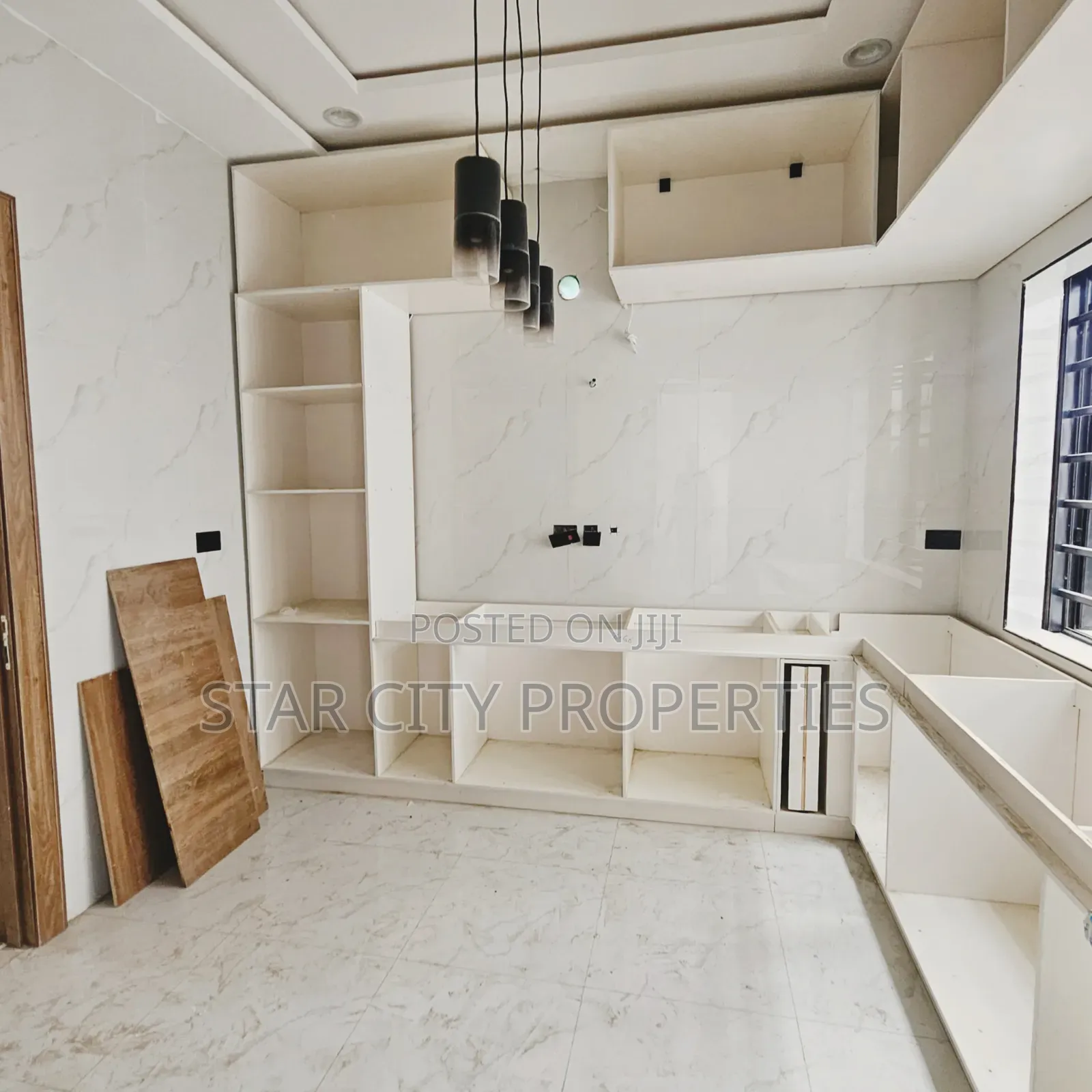 4bdrm House in Ikeja Lagos, Adeniyi Jones for sale in Adeniyi Jones