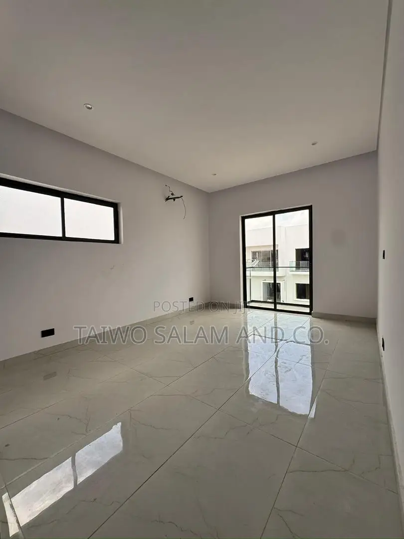 4bdrm Duplex in Bodija for sale in Bodija
