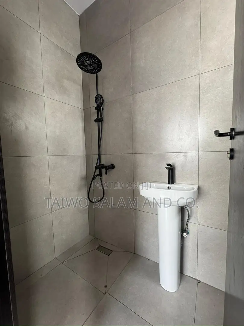 4bdrm Duplex in Bodija for sale in Bodija
