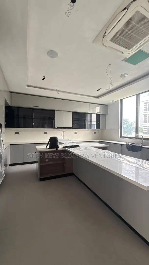 Furnished 5bdrm Duplex in Banana Island for sale in Banana Island