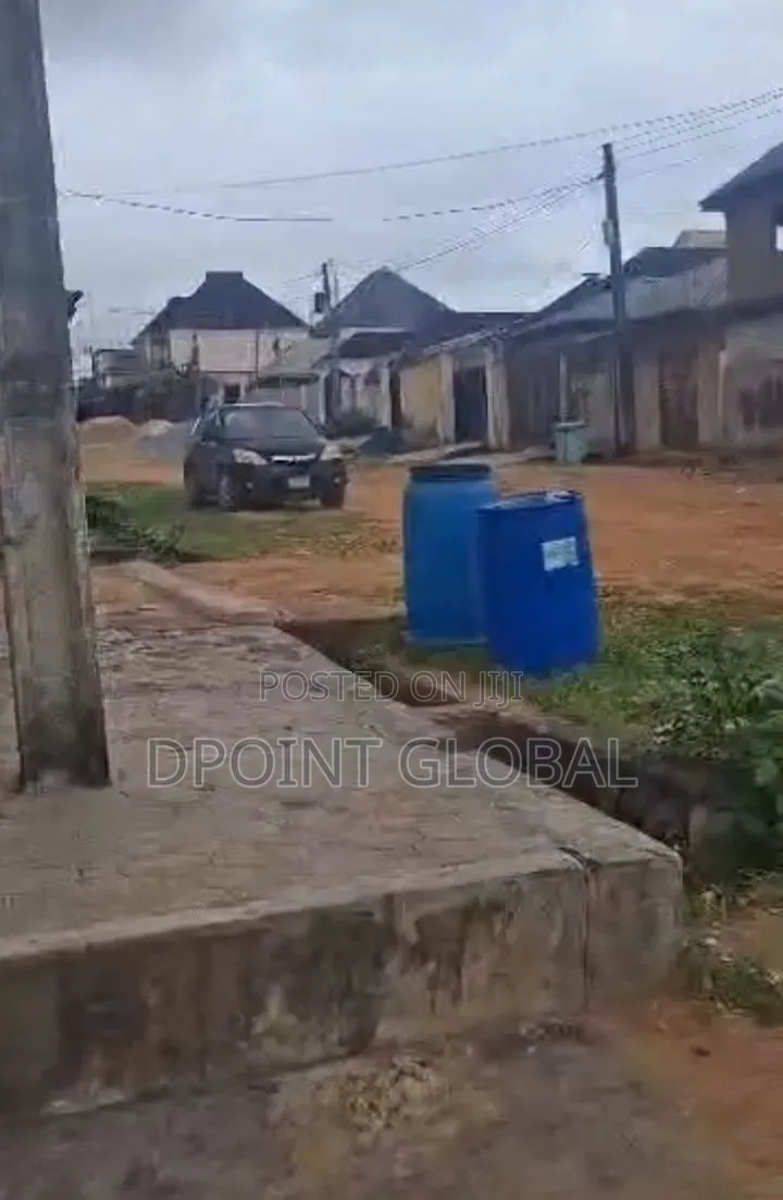 8bdrm Block of Flats in Peace Estate, Baruwa for sale in Baruwa