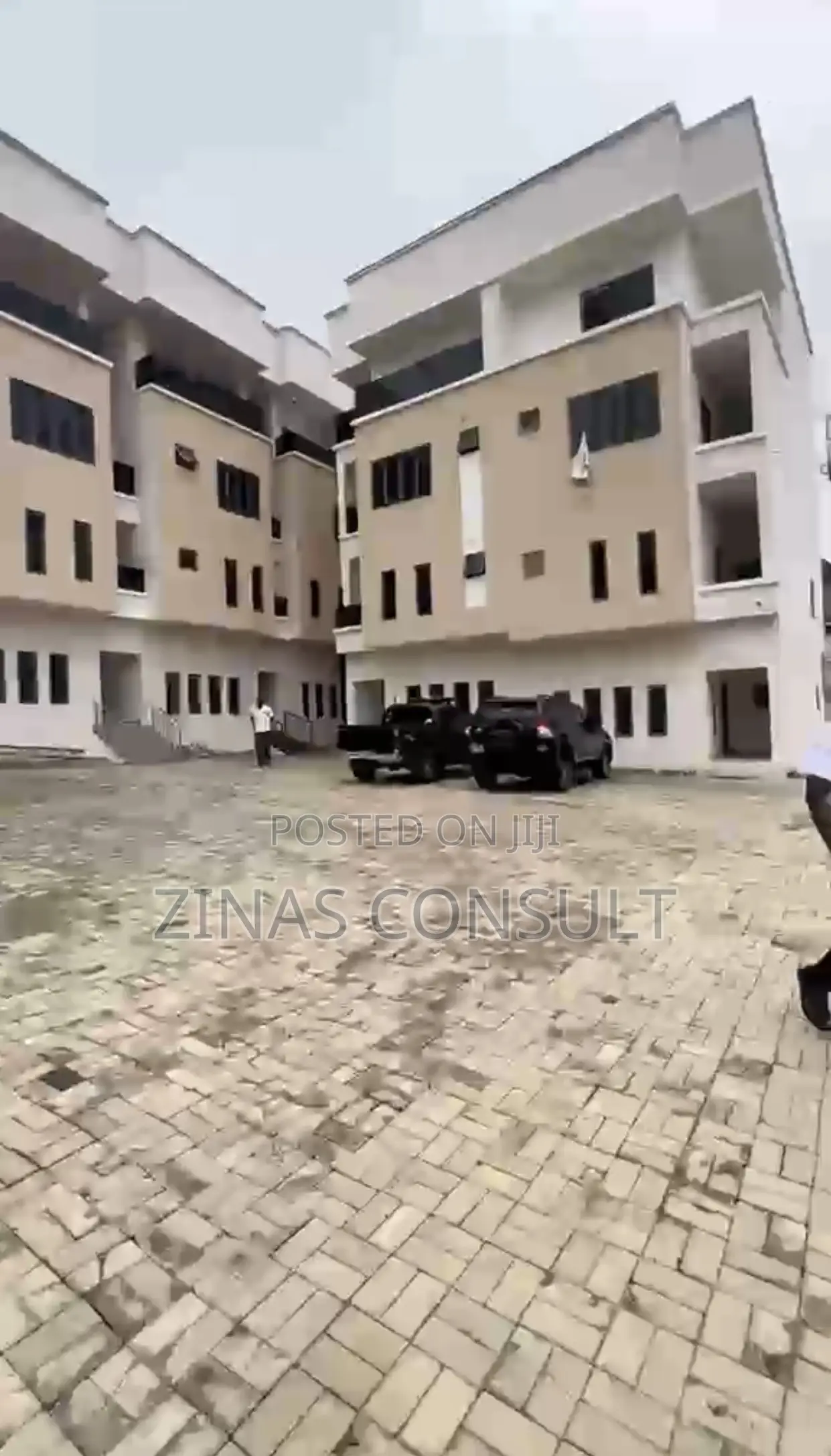 5bdrm Townhouse / Terrace in Guzape District for rent in Guzape District