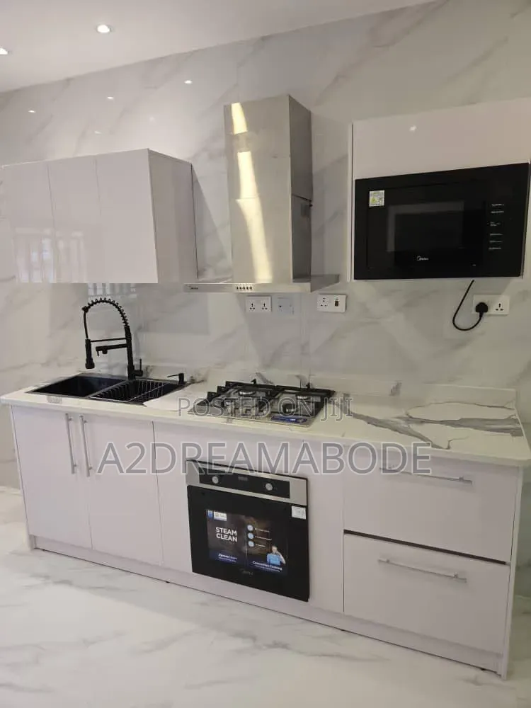 Furnished 3bdrm Apartment in Victoria Island for rent in Victoria Island Extension