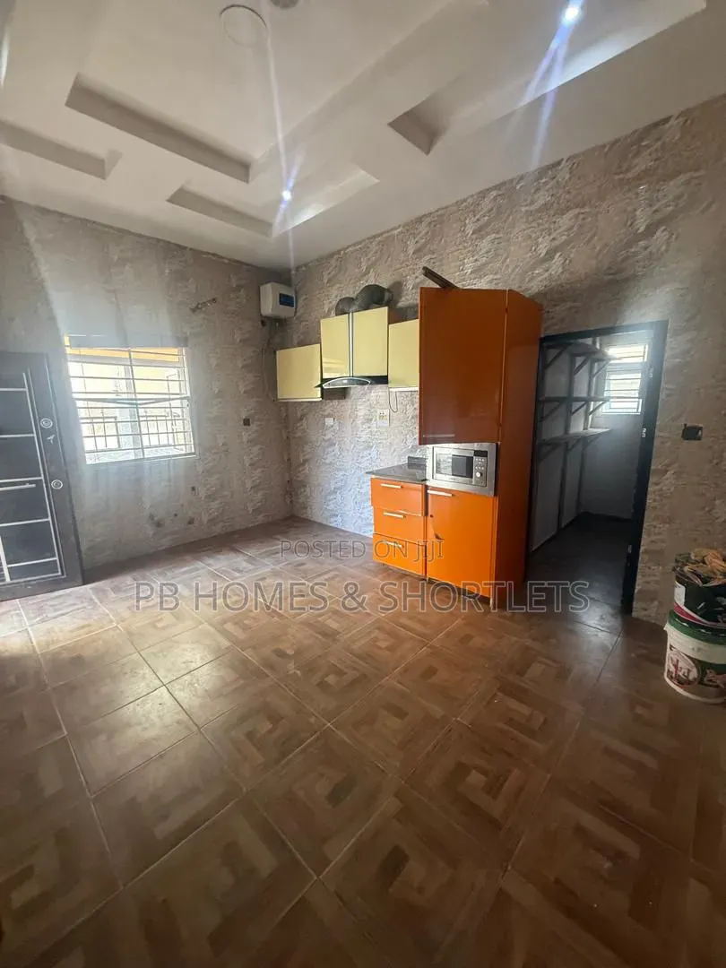 1bdrm Apartment in Lekki County, Ikota for rent in Ikota