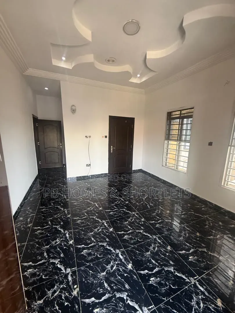 1bdrm Apartment in Lekki County, Ikota for rent in Ikota