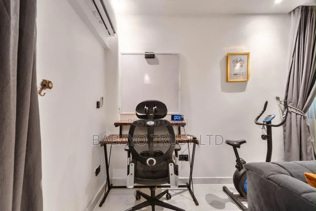 Furnished Mini Flat in Thomas Estate for sale in Thomas Estate