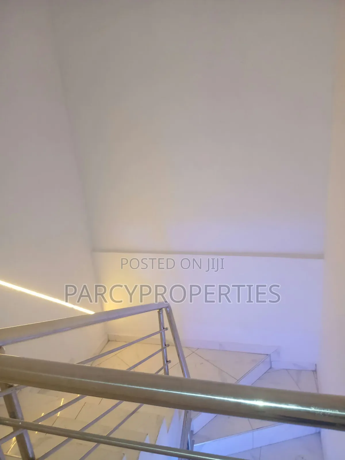 3bdrm Apartment in Lekki Expressway for rent in Lekki Expressway