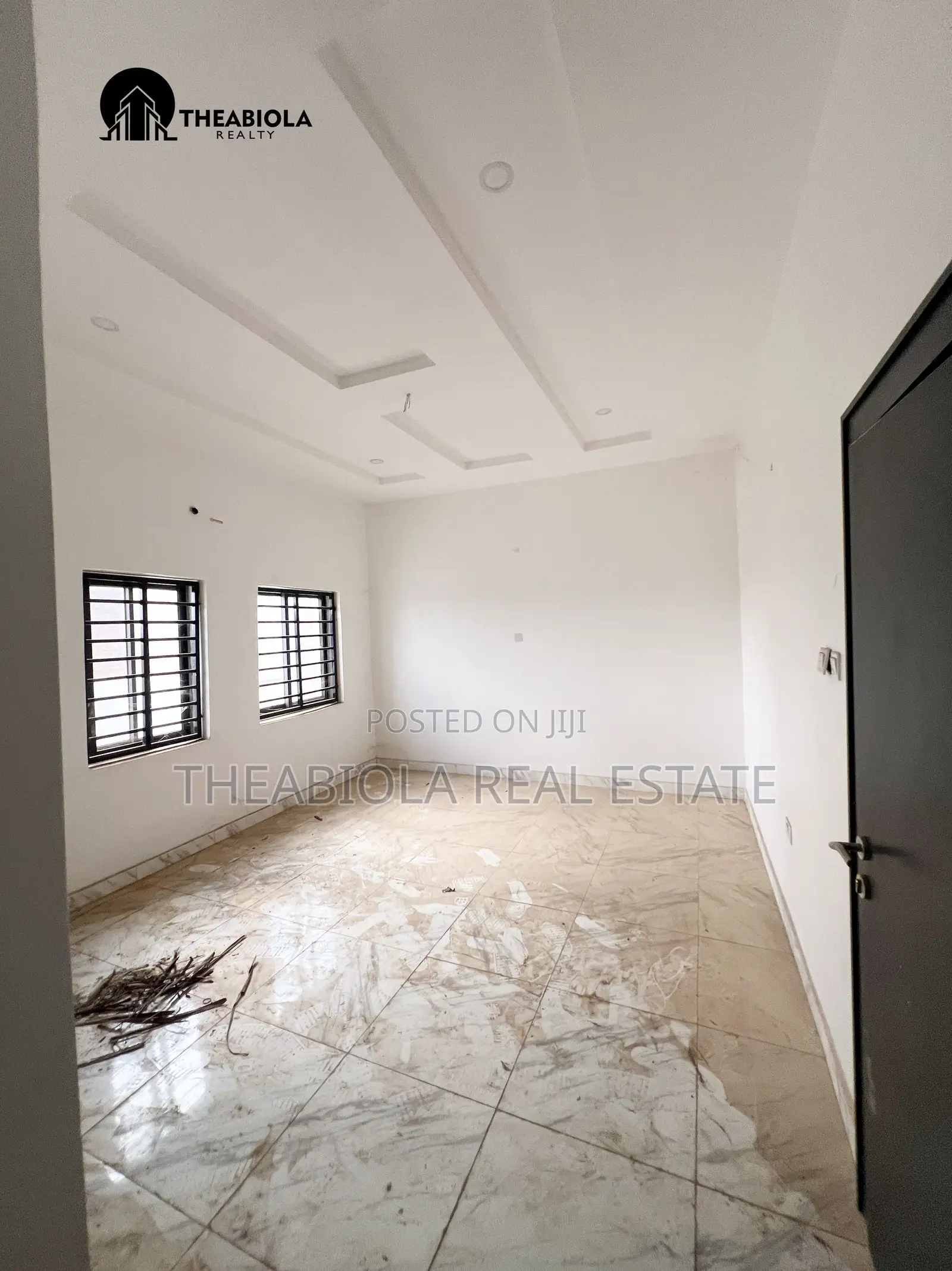 4bdrm Townhouse/Terrace in Lifecamp, Abuja for sale in Life Camp
