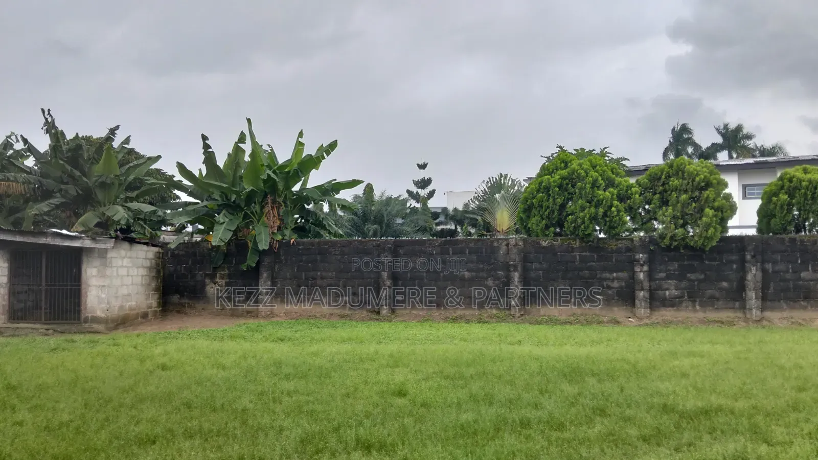 For Sale : 5 1⁄2 CofO PLOTS, PHASE 1, NEW GRA, PORT HARCOURT in Port-Harcourt