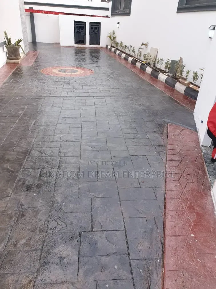 3bdrm Block of Flats in Abulegba Lagos for sale in Abule Egba