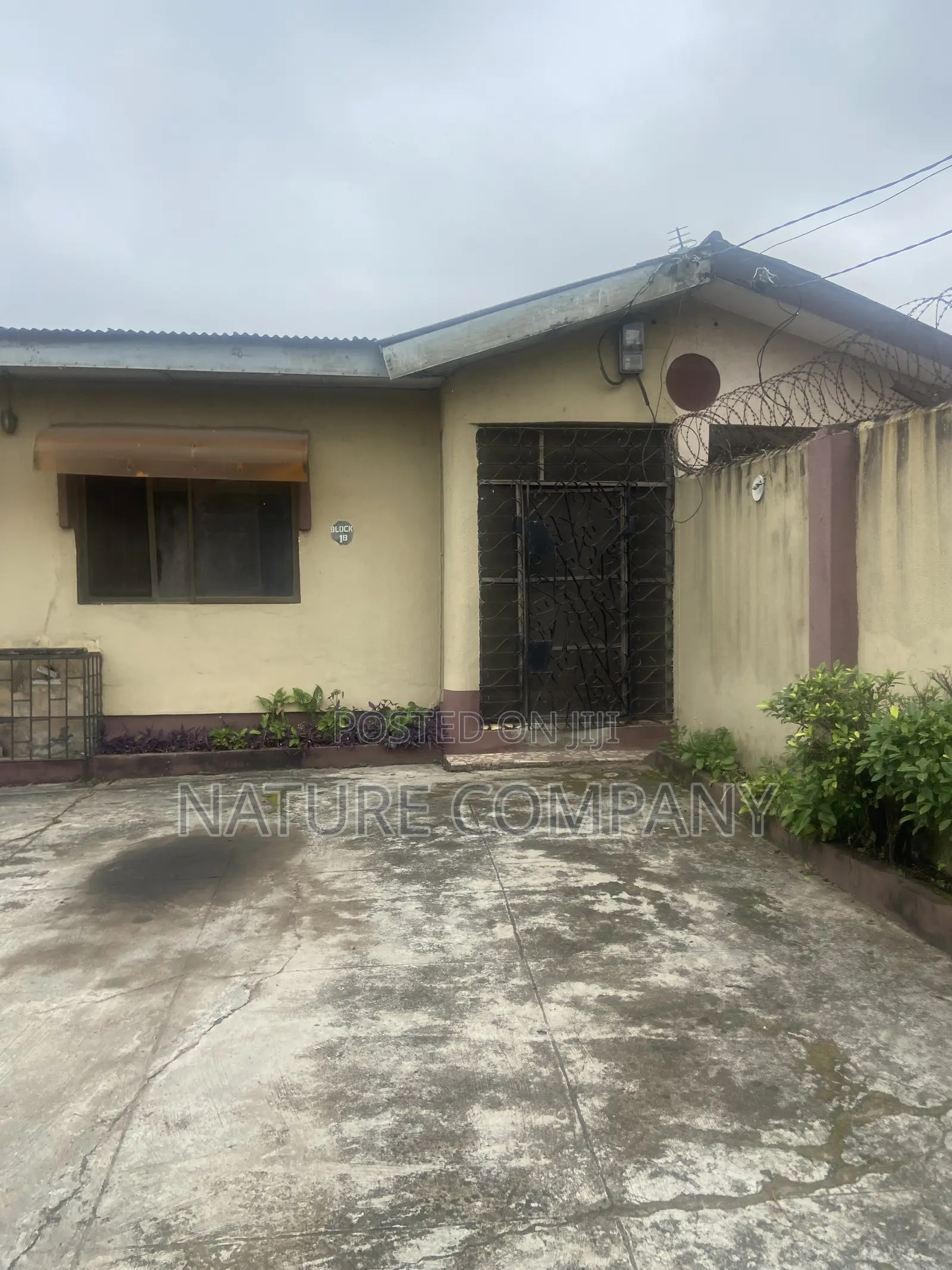 3bdrm Bungalow in Ijaiye Road Ogba for rent in Ogba