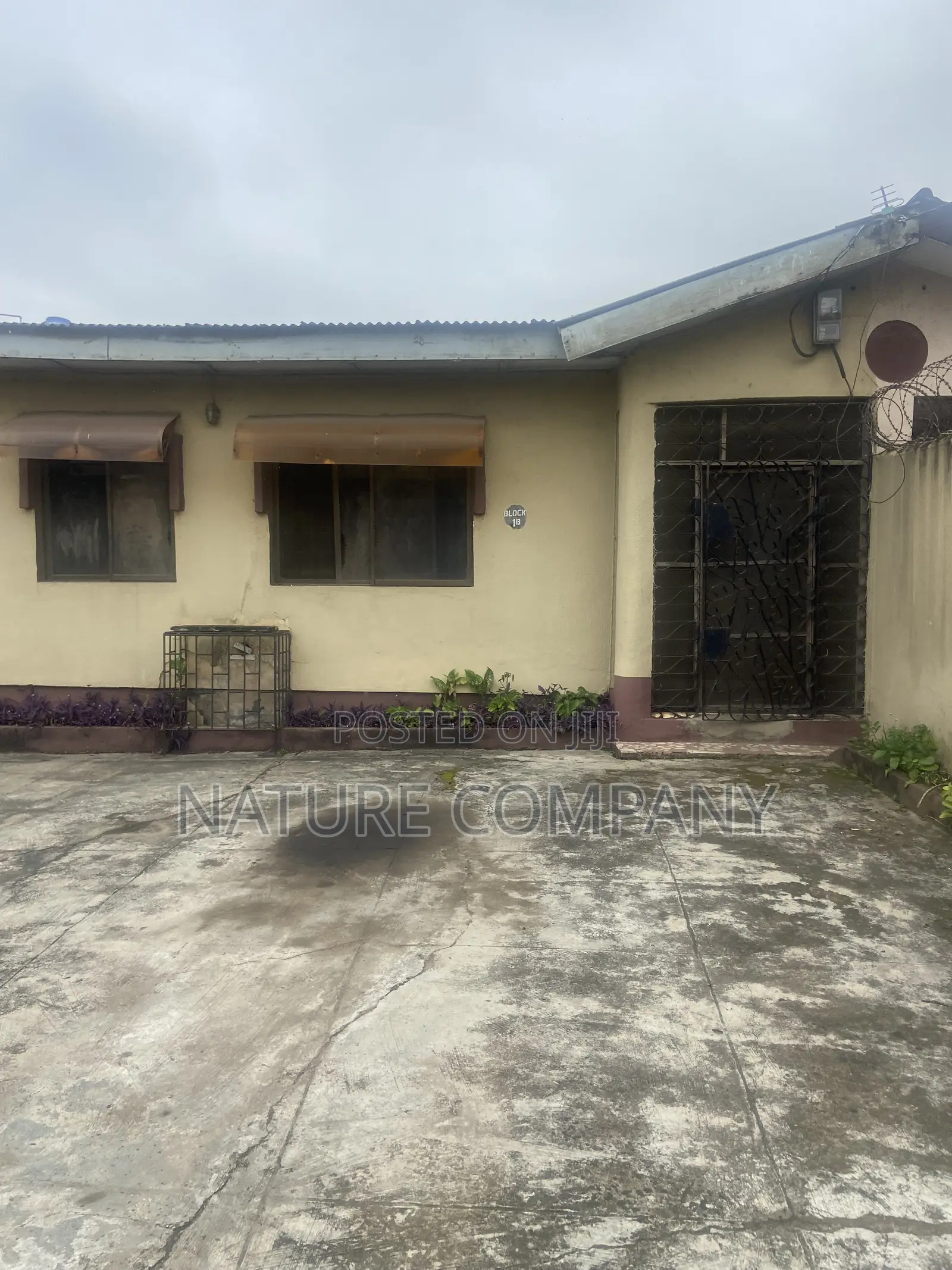 3bdrm Bungalow in Ijaiye Road Ogba for rent in Ogba