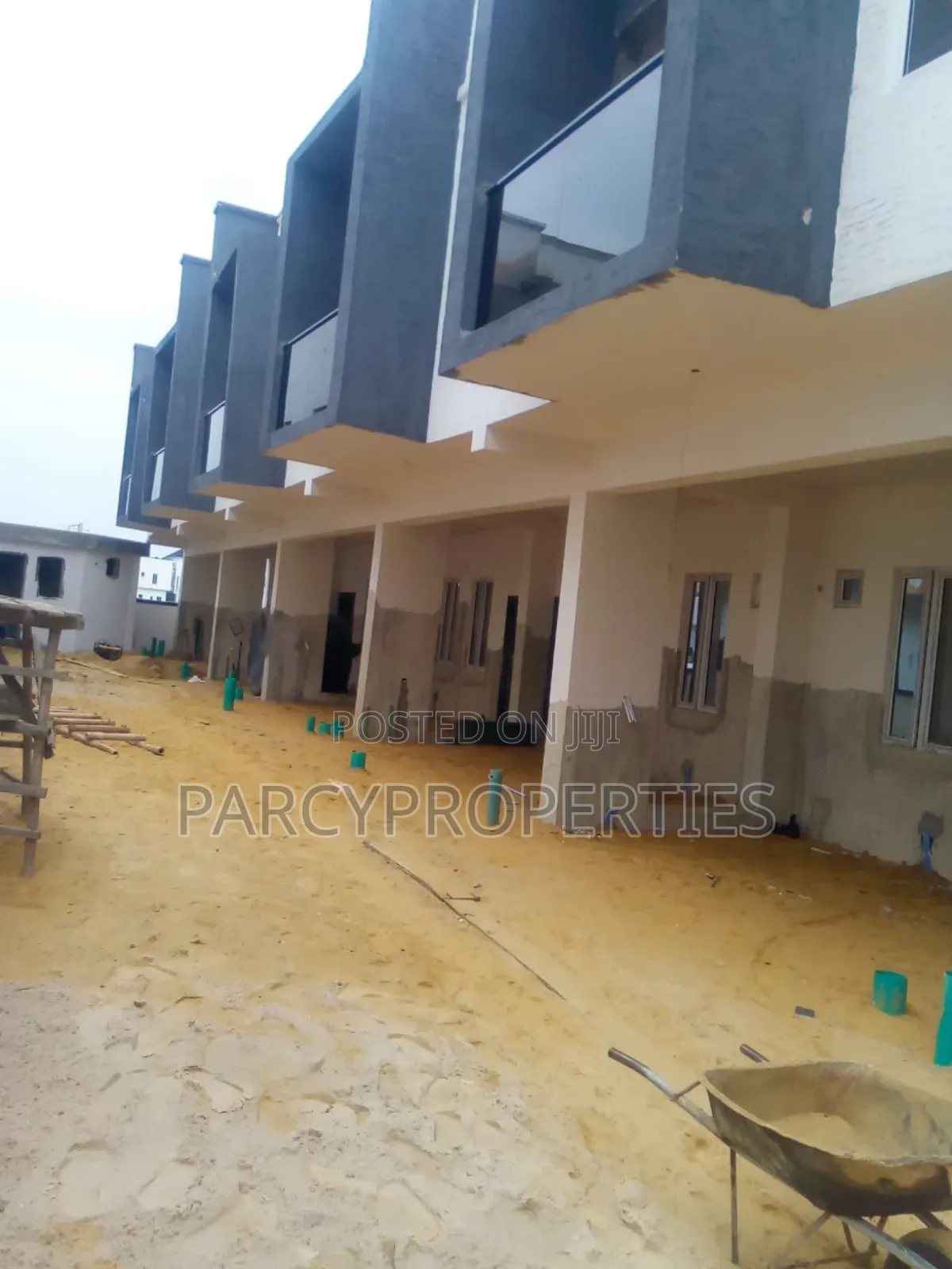 Furnished 3bdrm Apartment in Abraham Adesanya, Lekki Expressway in Lekki Expressway