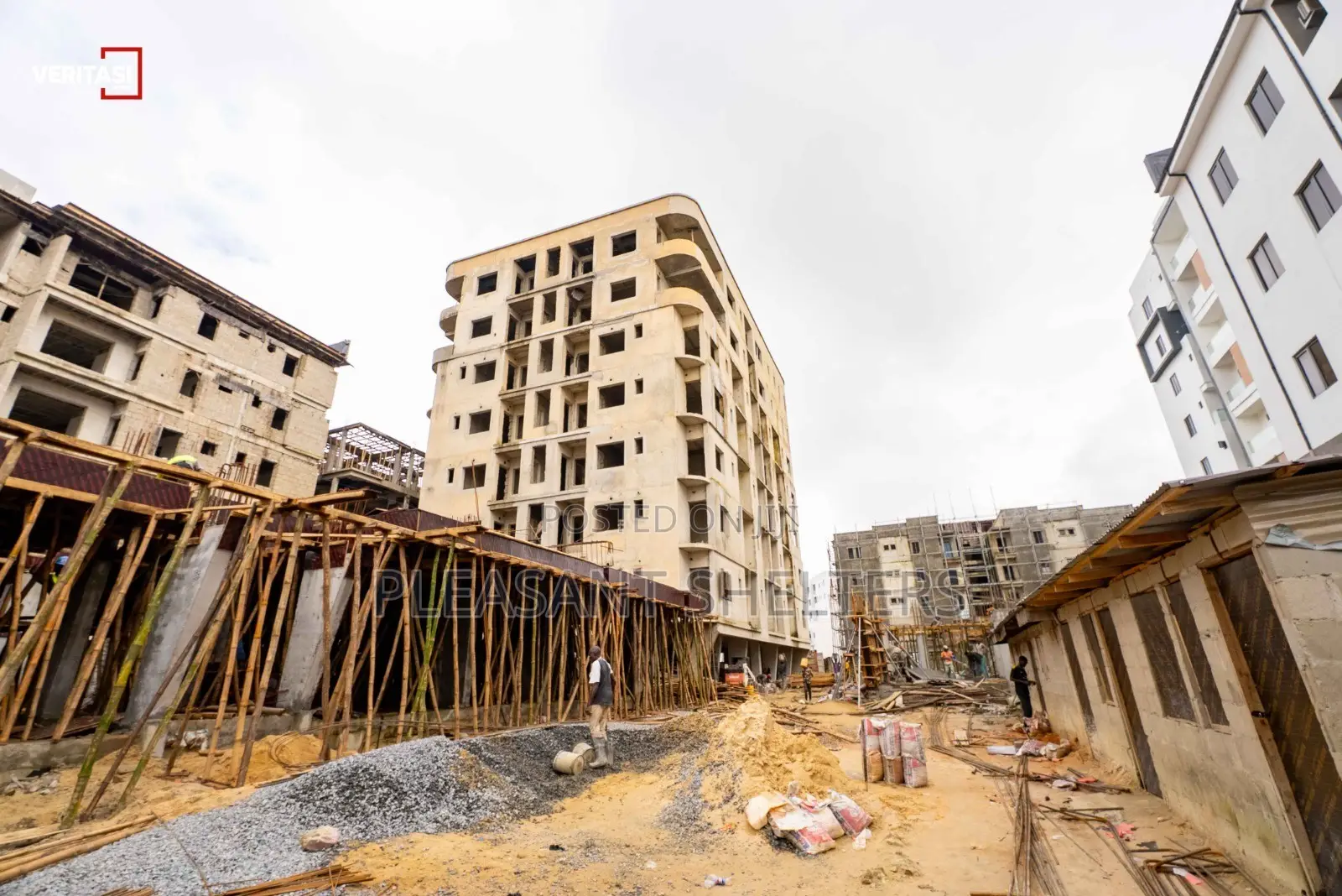 2bdrm Block of Flats in Camberwall Advantage, Ikate for sale in Ikate