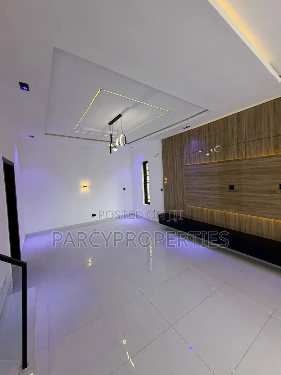 Furnished 3bdrm Duplex in Abraham Adesanya, Lekki Expressway for sale in Lekki Expressway