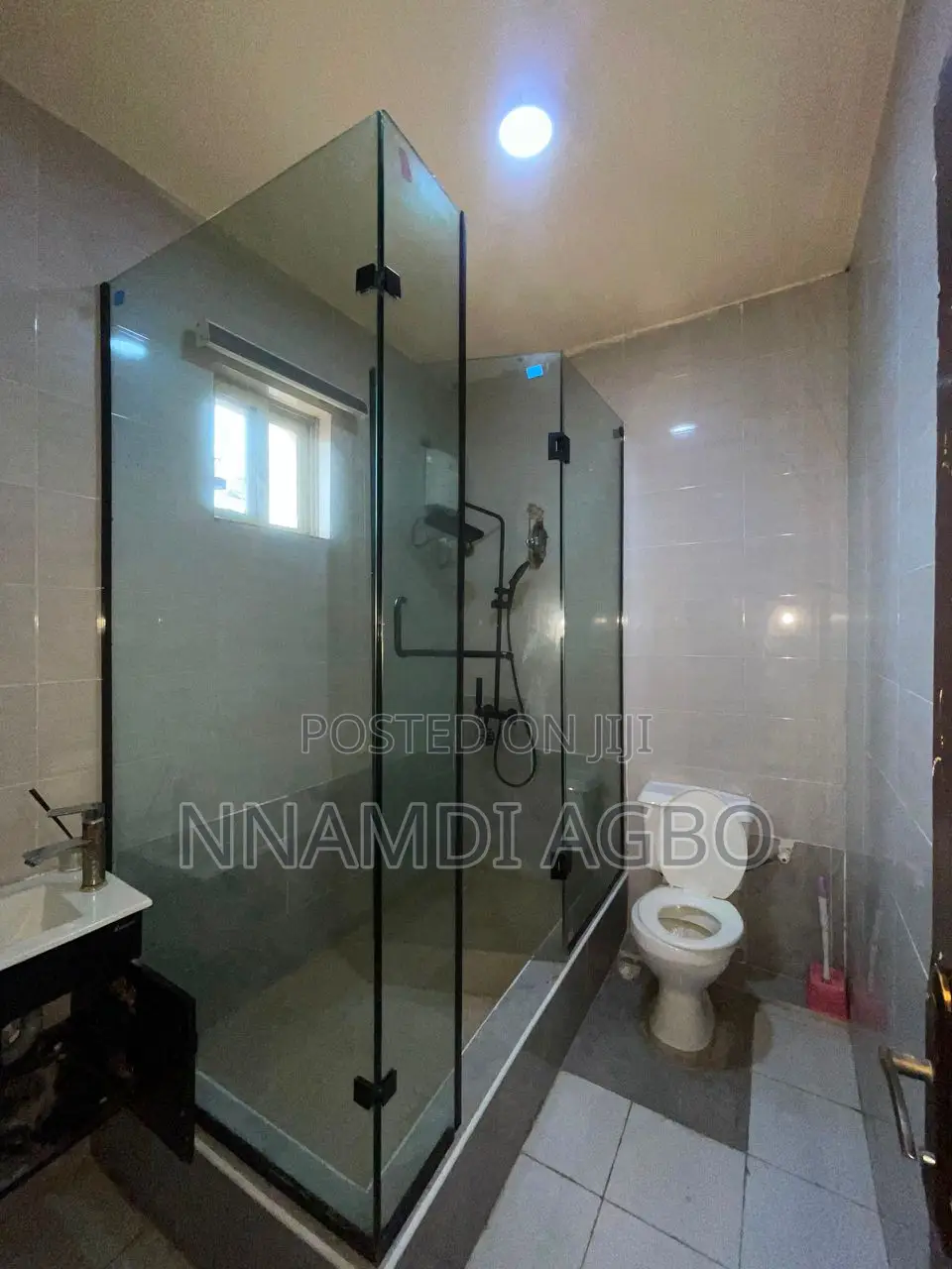 1bdrm Apartment in Osapa london for rent in Osapa london